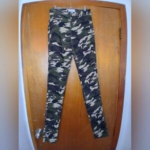SWANK Women's Camouflage Skinny Jeans